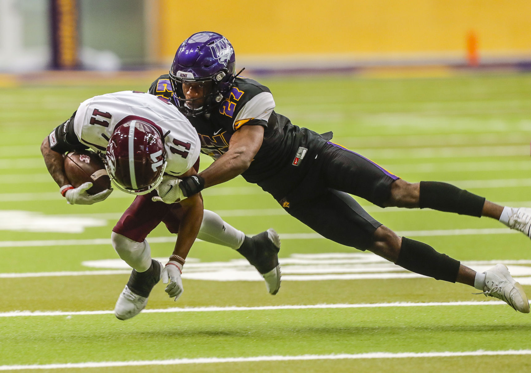 CFBall UNI vs. SIU 3